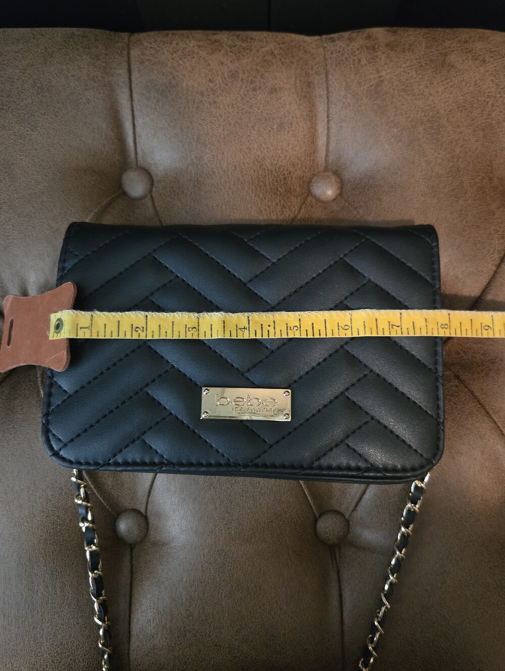 Bebe Sophia Black Quilted Crossbody with Gold Chain Strap - Picture 11 of 16